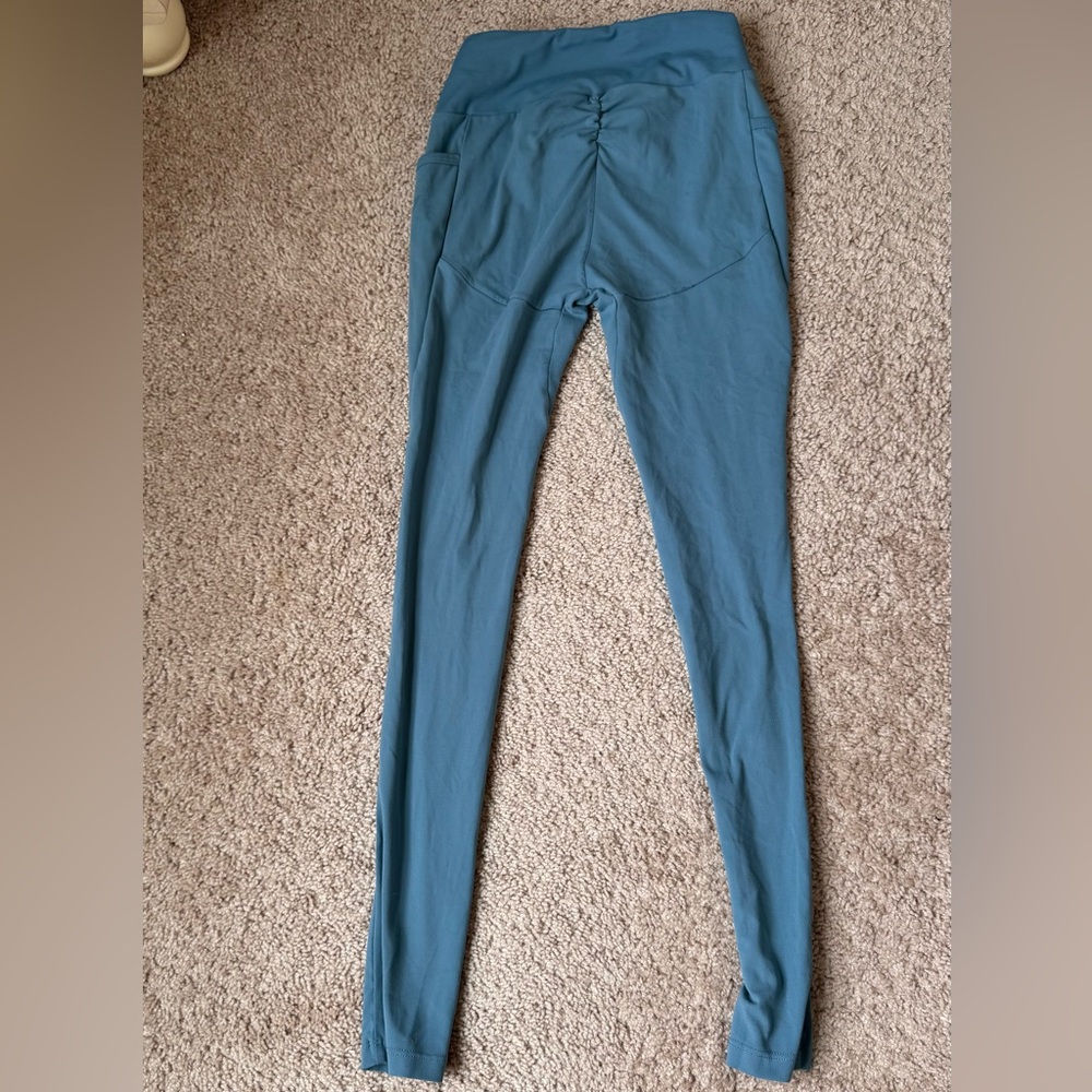 Gymshark Blue Leggings Stretchy Athletic Bottoms